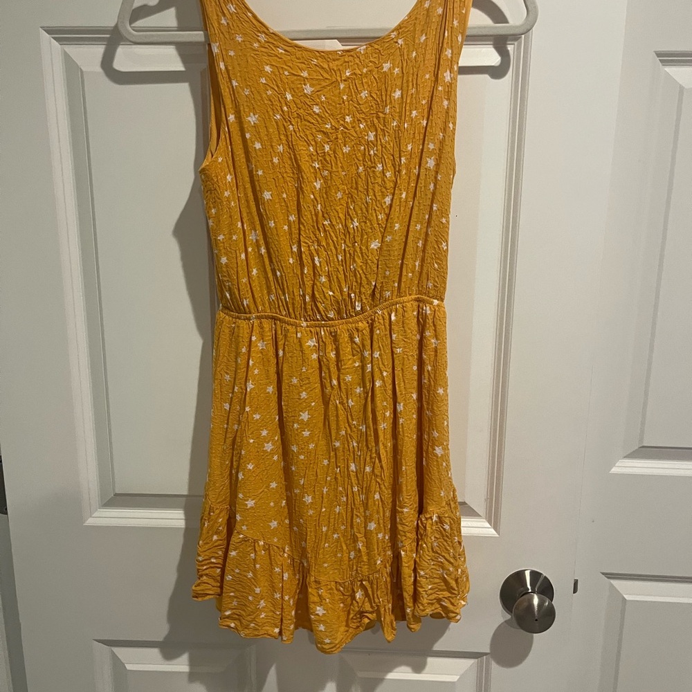 Yellow Sleeveless Dress with Star Pattern